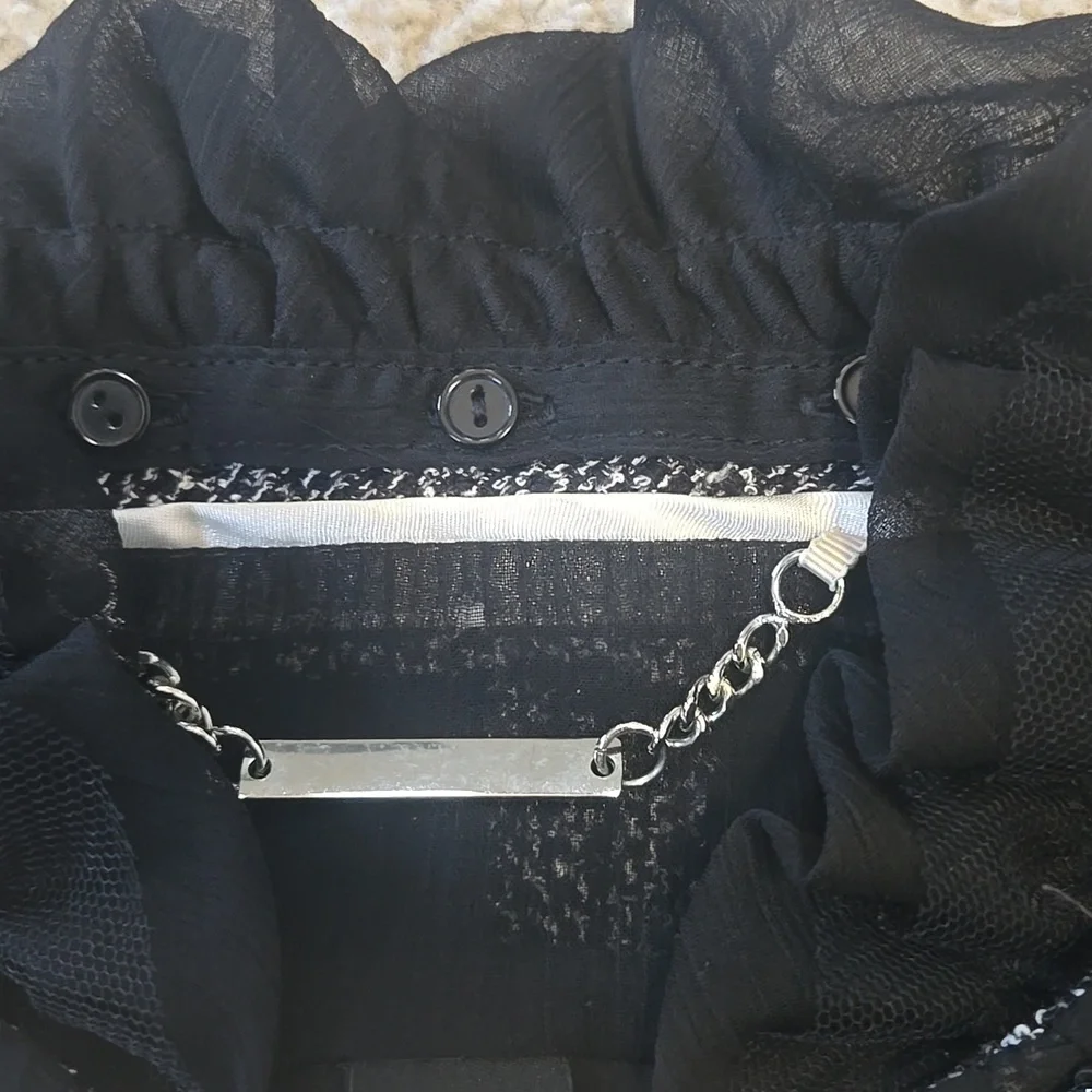 White House Black Market Black And White Tweed Ruffled Collar Lady JacketSize 4 - Picture 7 of 16